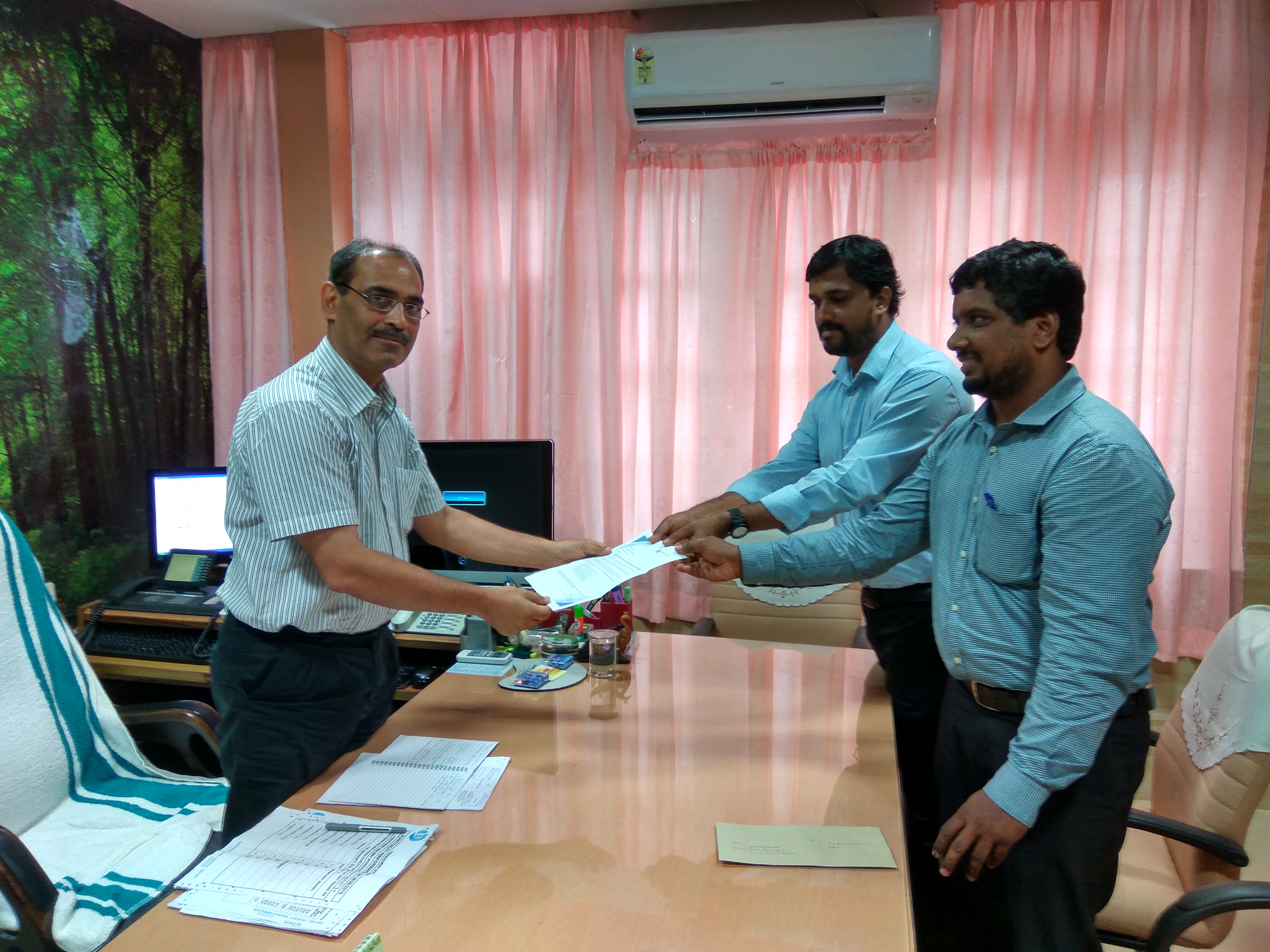 Prathidhwani members giving representation to DRM Sri Prakash Butani